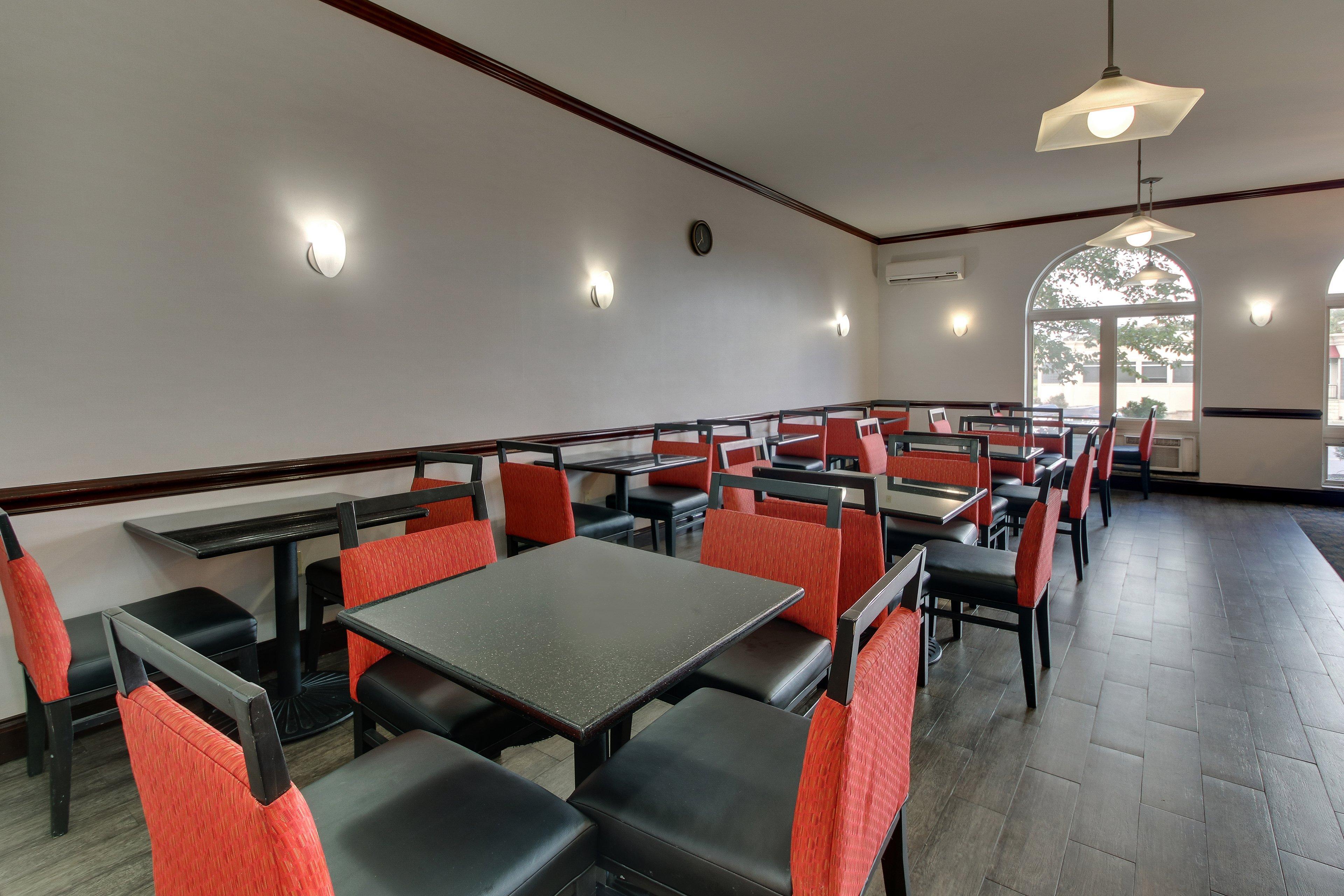 Holiday Inn Express And Suites Allentown West By Ihg Exterior photo