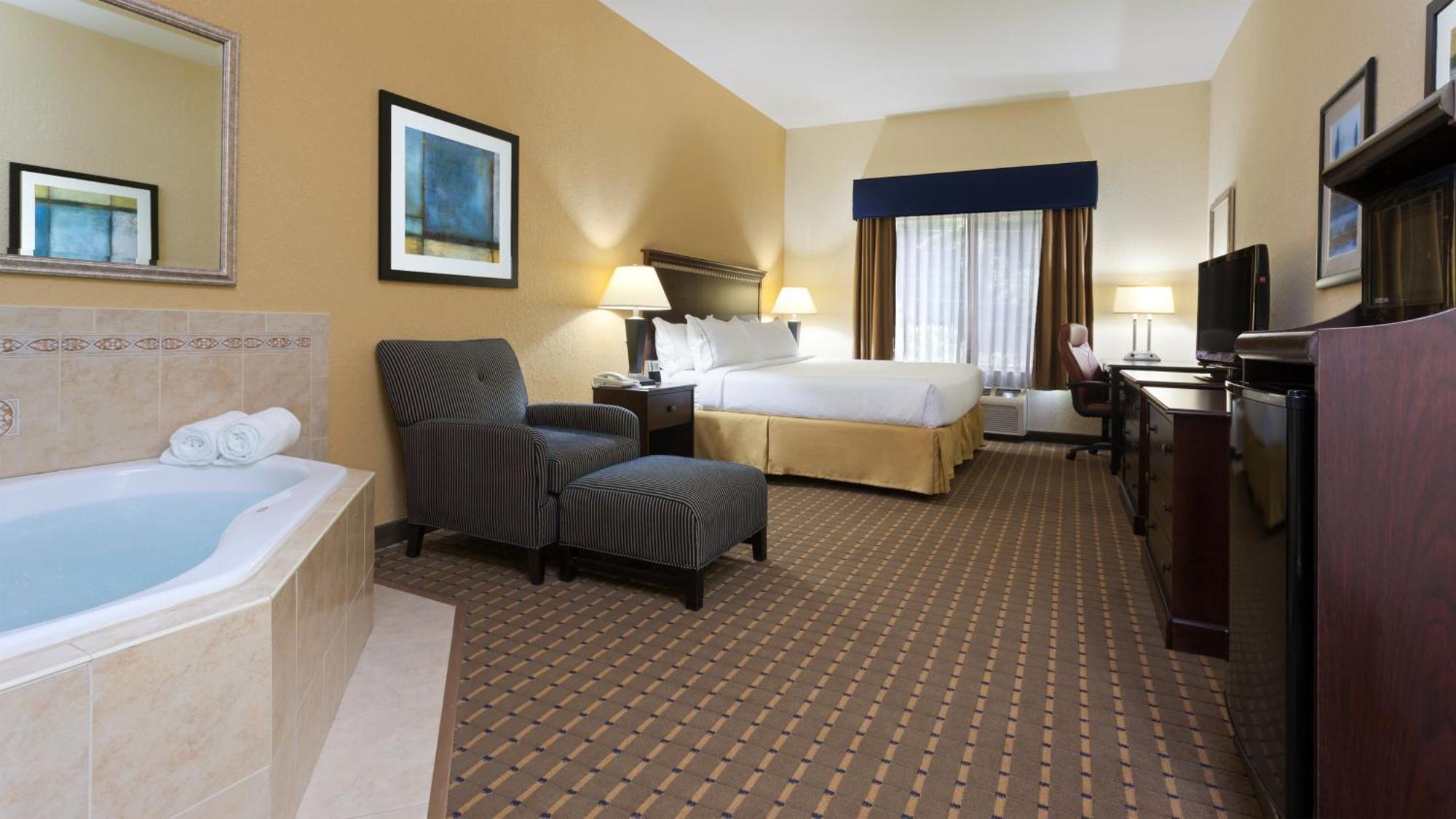 Holiday Inn Express And Suites Allentown West By Ihg Exterior photo