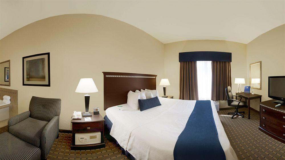 Holiday Inn Express And Suites Allentown West By Ihg Exterior photo