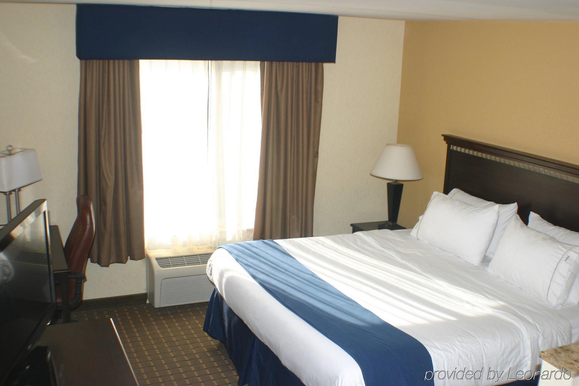 Holiday Inn Express And Suites Allentown West By Ihg Exterior photo