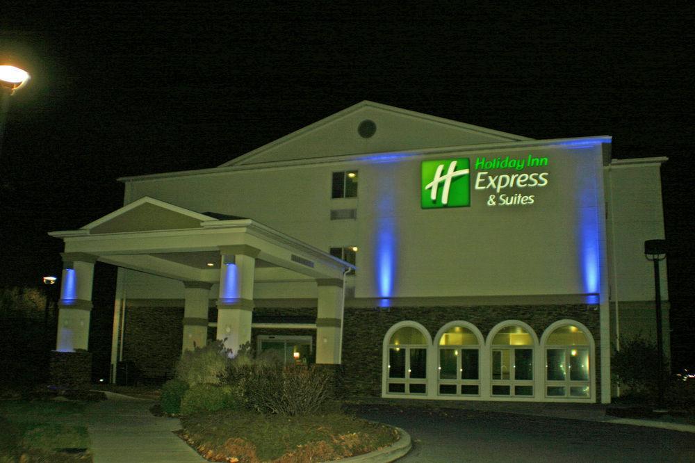 Holiday Inn Express And Suites Allentown West By Ihg Exterior photo