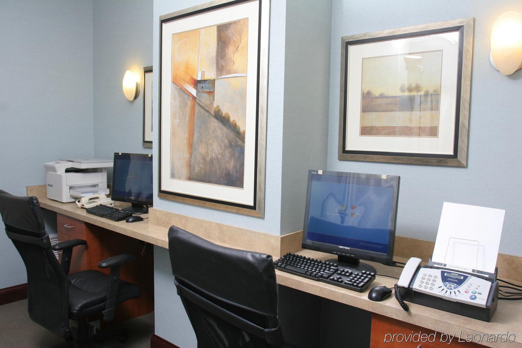 Holiday Inn Express And Suites Allentown West By Ihg Facilities photo