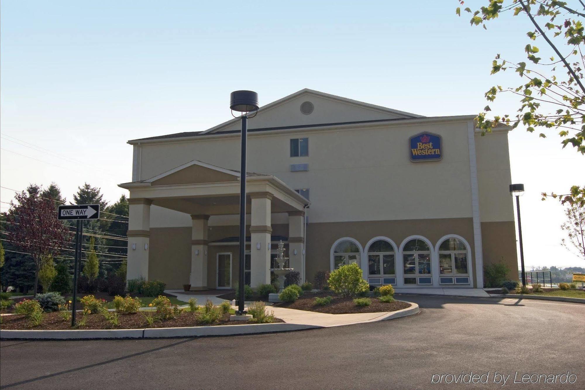 Holiday Inn Express And Suites Allentown West By Ihg Exterior photo